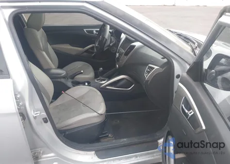 2012 Hyundai Veloster Base W/Gray z USA, uszkodzony, nr VIN KMHTC6AD2CU079432